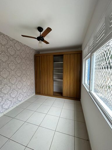Quarto de apartamento Térreo a venda em Jardim da Penha