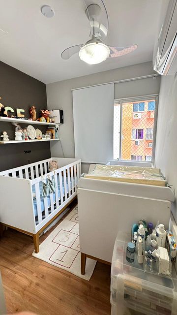 Quarto com marcenaria e mobilia completa