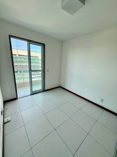 Quarto com armário