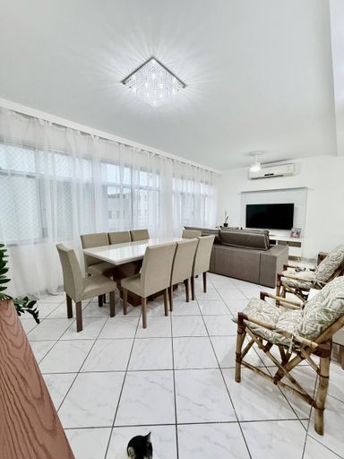 Sala ampla três ambientes