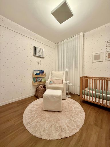 Quarto com armários