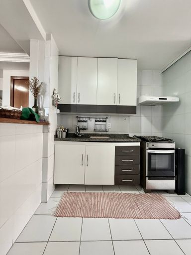 Cozinha americana com Armários