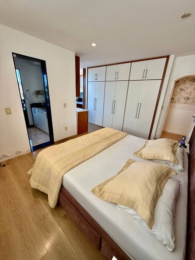Casa a Venda na Ilha do Boi com Lazer Privativo, piscina, Sauna, Vista para o Mar e o convento
