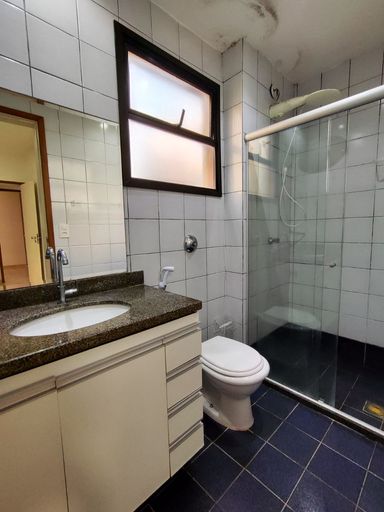 Banheiro Suíte com ventilação natural