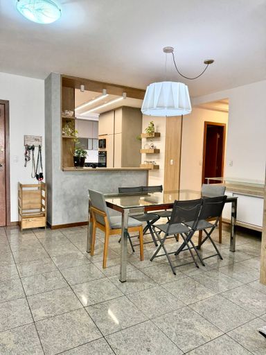 Sala ampla com Varandão e Cozinha Americana