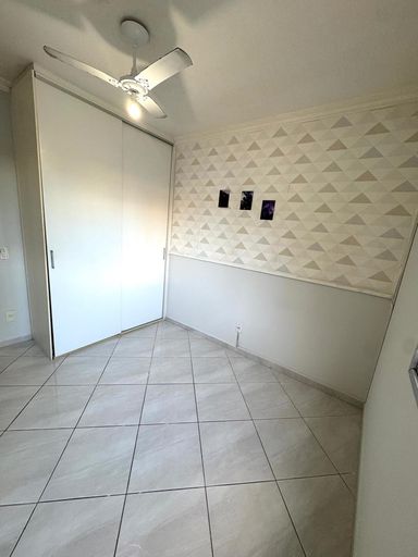 Quarto de Apartamento a venda em Jardim Camburi, Frente Sol da Manhã