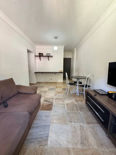 Sala ampla de apartamento a venda no Centro de Vitória
