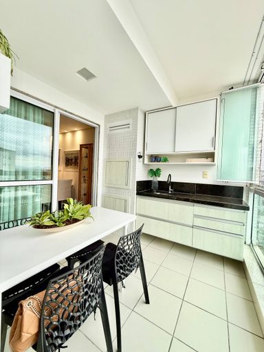 Varanda Gourmet com Vista Livre e ventilação nordeste