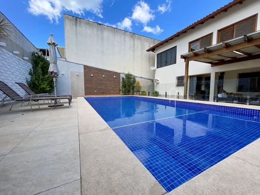 Piscina / Sauna / Churrasqueira