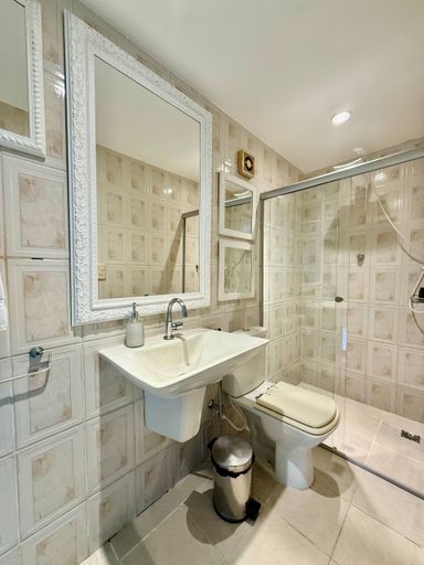 Casa a Venda na Ilha do Boi com Lazer Privativo, piscina, Sauna, Vista para o Mar e o convento