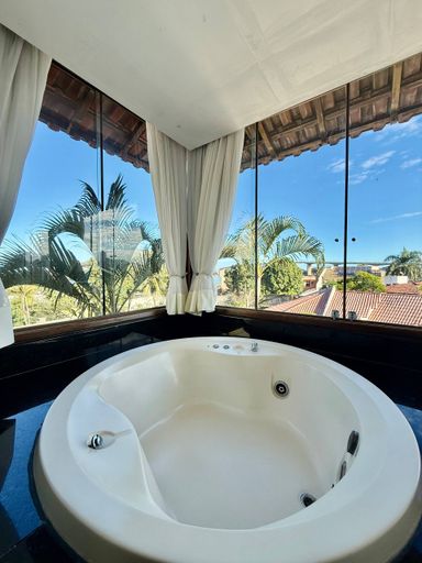 Casa a Venda na Ilha do Boi com Lazer Privativo, piscina, Sauna, Vista para o Mar e o convento