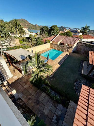 Casa a Venda na Ilha do Boi com Lazer Privativo, piscina, Sauna, Vista para o Mar e o convento