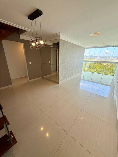 Sala com Varanda integrada e vista para o mar