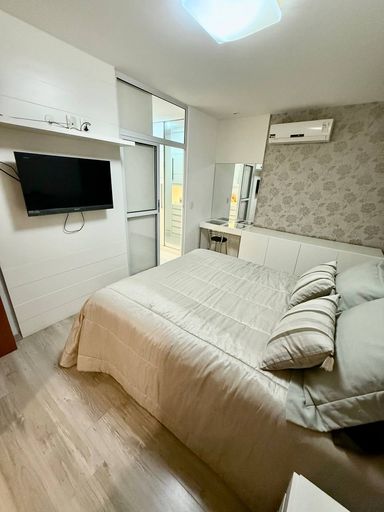Suíte Master com Varanda Privativa feita um Closet