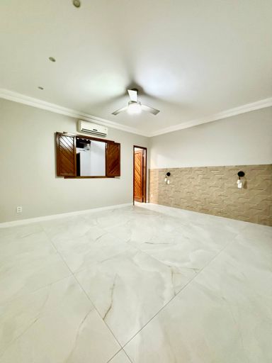 Suíte de Casa a Venda em Colina de Laranjeiras