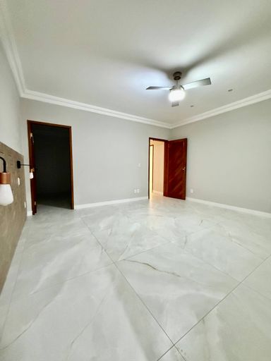 Suíte de Casa a Venda em Colina de Laranjeiras