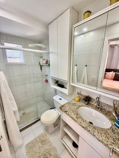 Apartamento a Venda em Jardim Camburi com elevador e Varanda