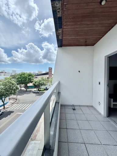 Varanda com Vista Livre