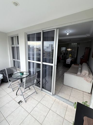 Sala com Varanda
