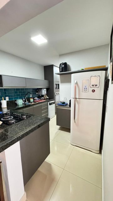 Cozinha americana com marcenaria e mobilia completa