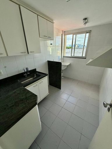 Cozinha com armários