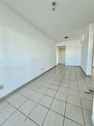 Sala com Varanda, Sol da Manhã