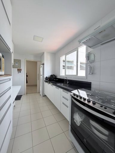 Cozinha com marcenaria