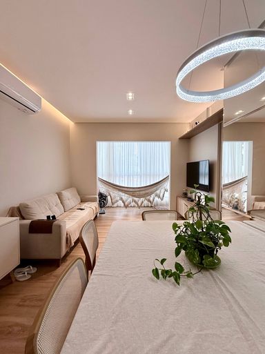 Sala com Varanda Integrada, climatizada com marcenaria
