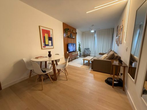 Sala ampla dois ambientes