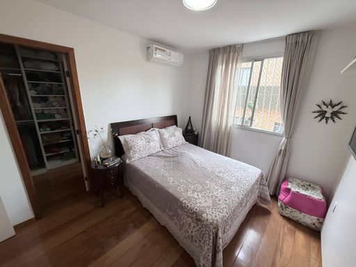 Suite com Closet e Banheira