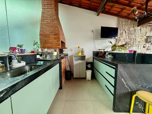 Churrasqueira de Cobertura Duplex a venda em Jardim da Penha