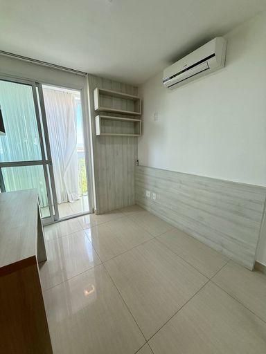 Quarto com armários