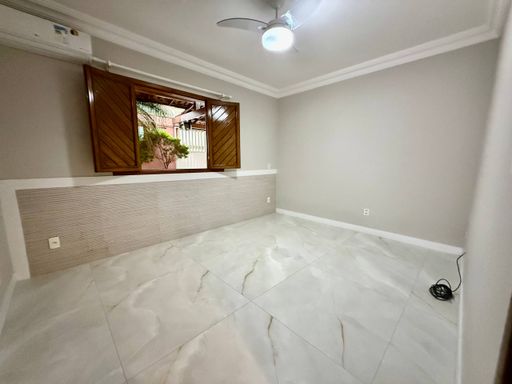 Quarto de Casa a Venda em Colina de Laranjeiras