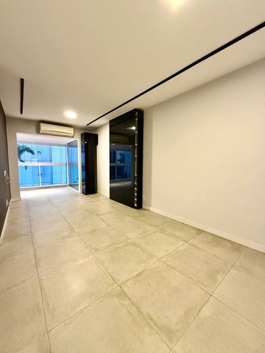 Sala Com Varanda