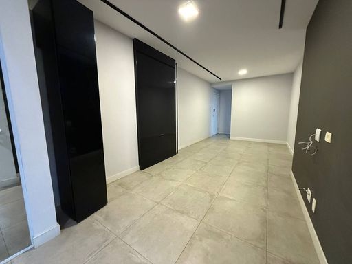 Sala Com Varanda