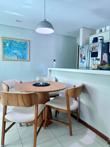 Sala com Varanda integrada e Cozinha americana
