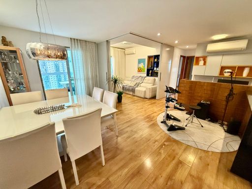 Sala com ambientes integrados