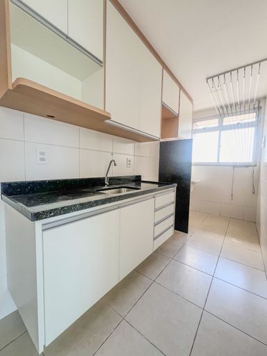 Cozinha com armários