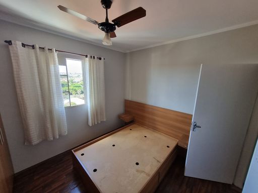 quarto casal