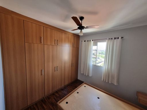 quarto casal