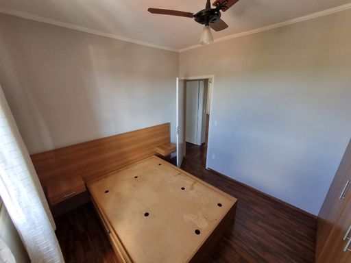 quarto casal