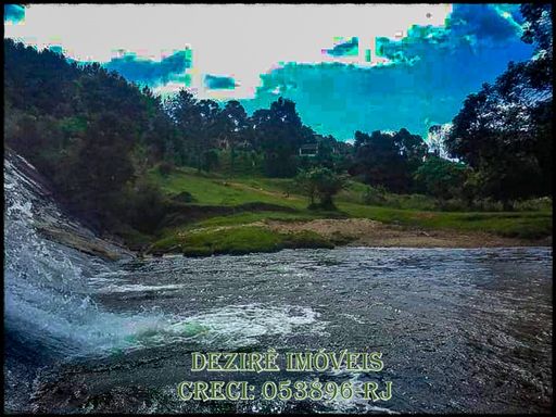 Cachoeira da Estiva - Fazenda à Venda em Carvalhos–MG