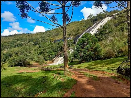 Cachoeira da Estiva - Fazenda a Venda em Carvalhos MG