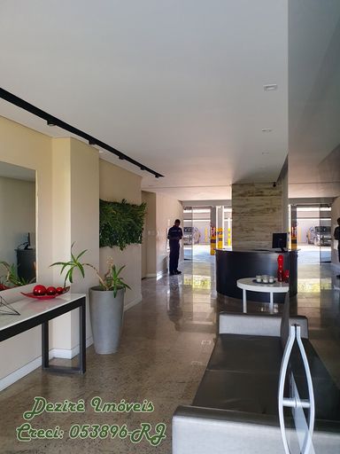 Apartamento à Venda com 3 quartos, 2 banheiros, 2 vagas e 115m² por R$ 450.000