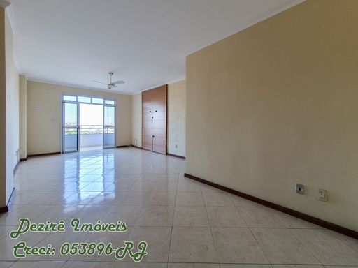 Apartamento à Venda com 3 quartos, 2 banheiros, 2 vagas e 115m² por R$ 450.000