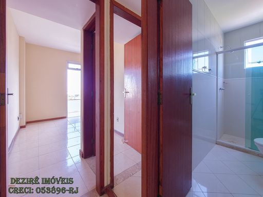 Apartamento à Venda com 3 quartos, 2 banheiros, 2 vagas e 115m² por R$ 450.000