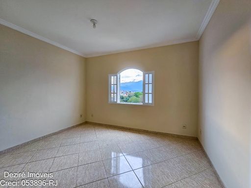 Casa com Arquitetura Circular Exclusiva no Mirante das Agulhas – Resende RJ