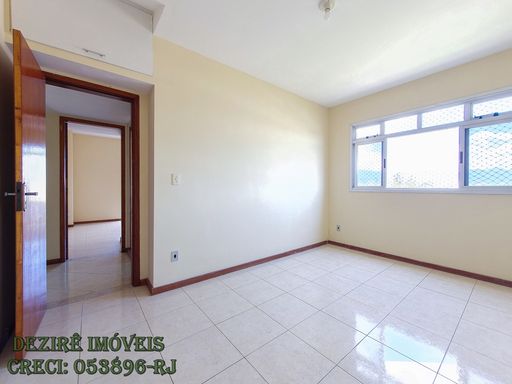 Apartamento à Venda com 3 quartos, 2 banheiros, 2 vagas e 115m² por R$ 450.000