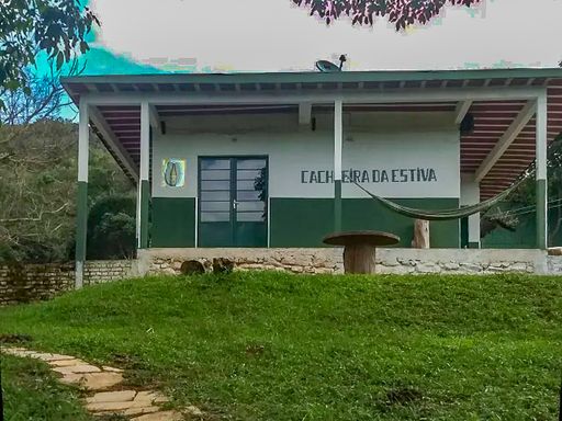 Cachoeira da Estiva - Fazenda à Venda em Carvalhos–MG