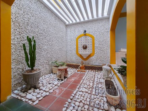 Casa com 4 Quartos a Venda em Resende RJ - Bairro Vila Julieta